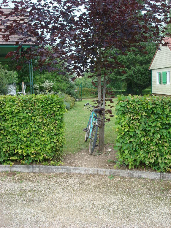 Village-Chalets Le Ru Du Pre Deux Rivieres Oda fotoğraf