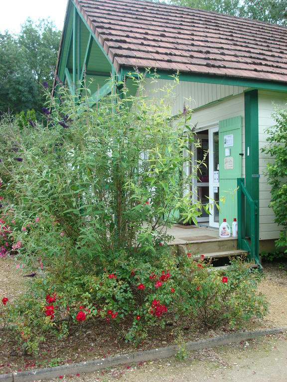 Village-Chalets Le Ru Du Pre Deux Rivieres Oda fotoğraf