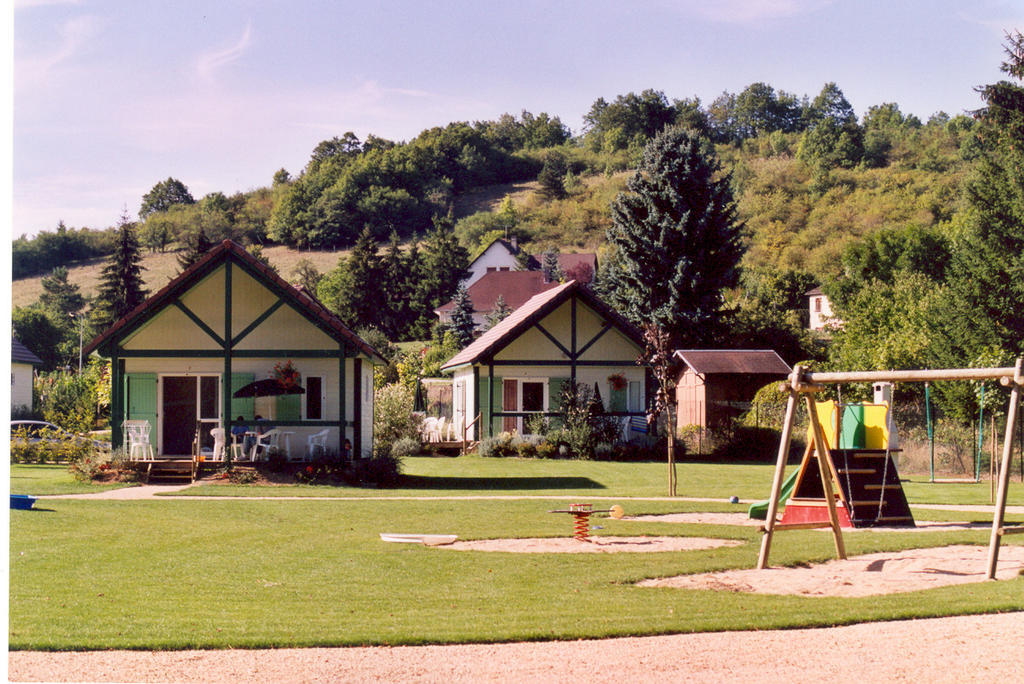 Village-Chalets Le Ru Du Pre Deux Rivieres Dış mekan fotoğraf